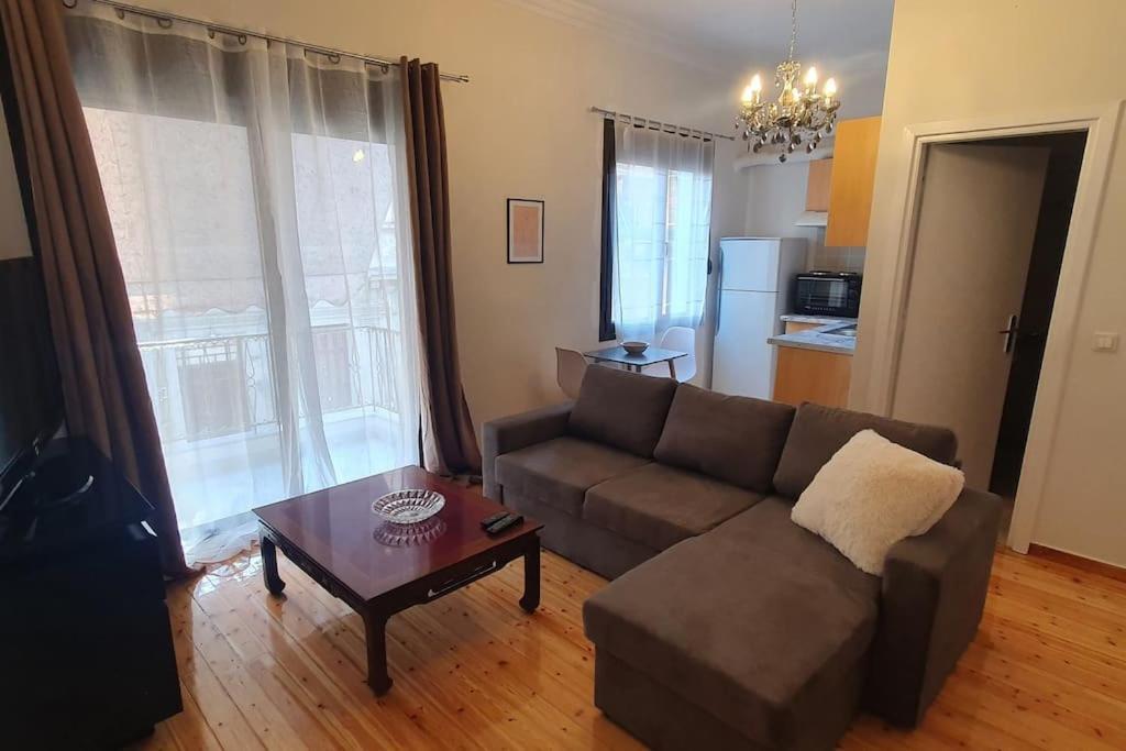 Spacious Beauty In Athens, 55m2, Metro 7' Appartement *