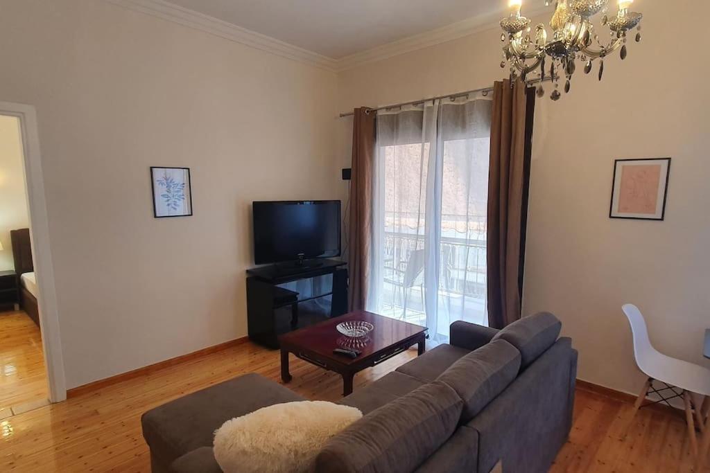 Spacious Beauty In Athens, 55m2, Metro 7' Appartement Athene